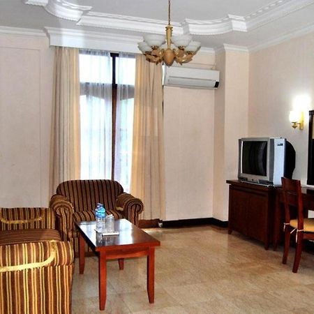 Pia Hotel Pangkalpinang Pangkalan Baru Eksteriør billede